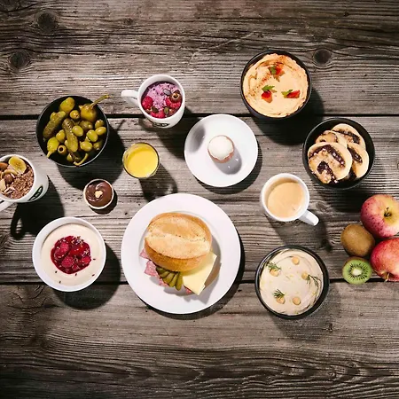 Berlin Genshagen-sued 3* Ludwigsfelde