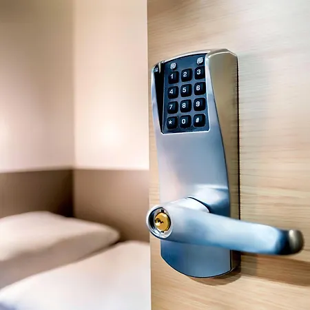 Berlin Genshagen-sued 3*